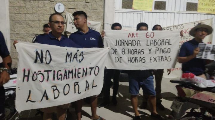 Empleados de 'Cancún Adventures' en Playa del Carmen hacen paro por acoso laboral