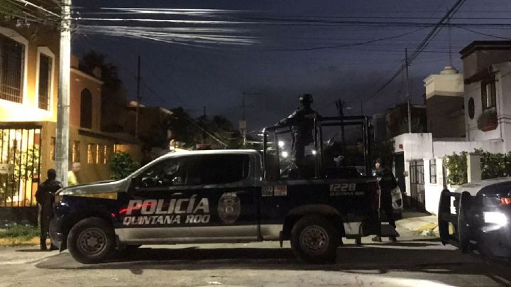 Detienen a una mujer y aseguran dos casas en operativo antidrogas en Cancún