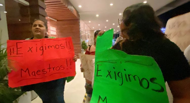 Chetumal: Estudiantes de la Universidad del Bienestar denuncian a directivos por acoso