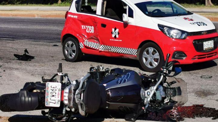 Taxista causa accidente en Ciudad del Carmen