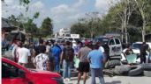 Residentes bloquean carretera Chetumal-Escárcega; exigen detención de un hombre