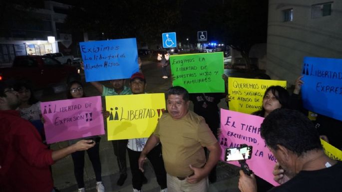 Familiares de botargas detenidas responsabilizan al gobierno de Campeche por posibles agresiones