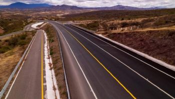 Así se ve la nueva supercarretera para viajar a Puerto Escondido: VIDEO