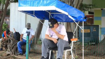 Depresión y estrés laboral, el precio de la industria turística en Quintana Roo