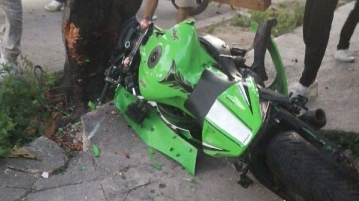 Motociclista pierde la vida después de accidentarse en Cancún