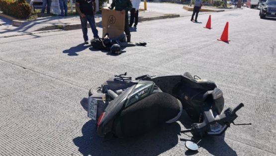 Automovilista corta la circulación a un motociclista en Ciudad del Carmen