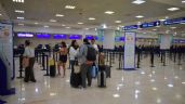 Aeropuerto de Cancún: Con grúas, retiraron vehículos mal estacionados en la Terminal 2