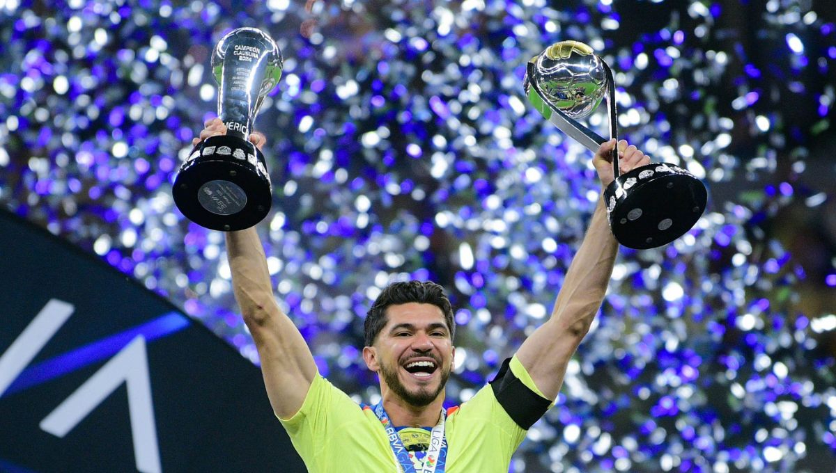 Henry Martín es el capitán de América y ha conquistado varios títulos con el equipo.
