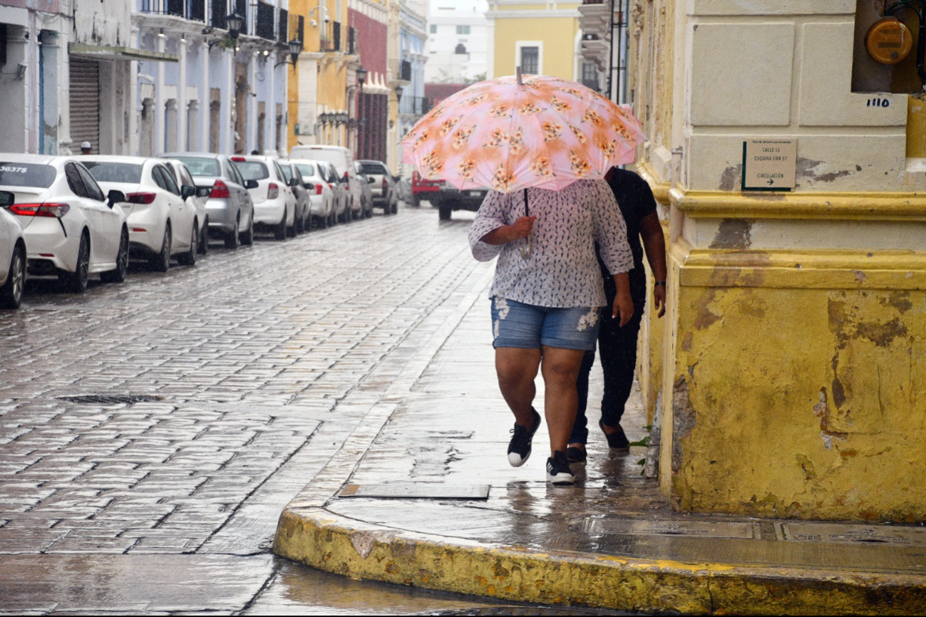 Se esperan lluvias moderadas y aisladas en Campeche entre sábado y domingo.