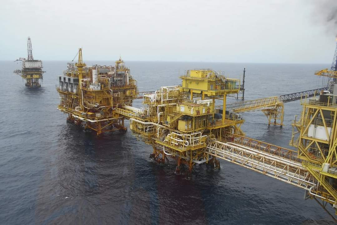 Cumplimiento de pagos por PEMEX busca aliviar crisis económica en Carmen Cumplimiento de pagos por PEMEX busca aliviar crisis económica en Carmen